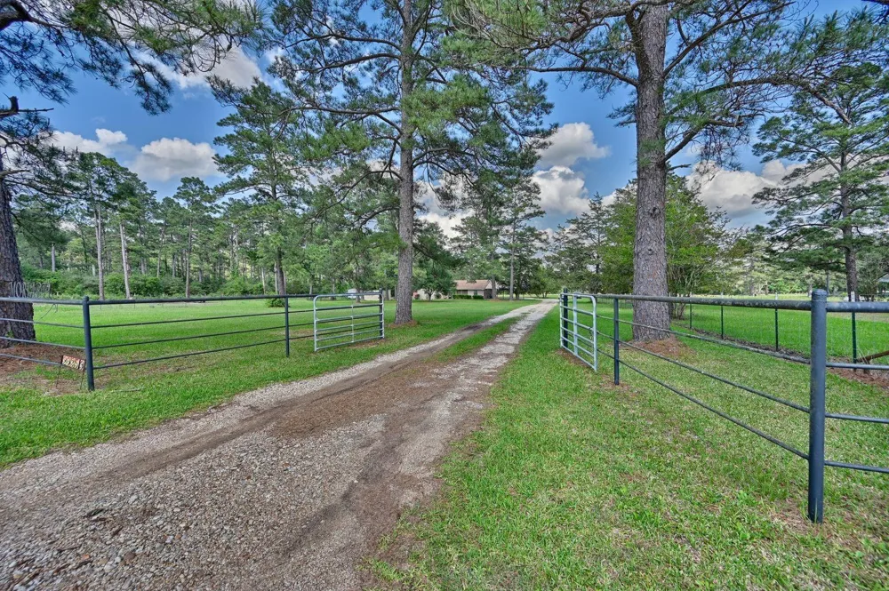 20359 Fm 1791 Road Richards, TX 77873