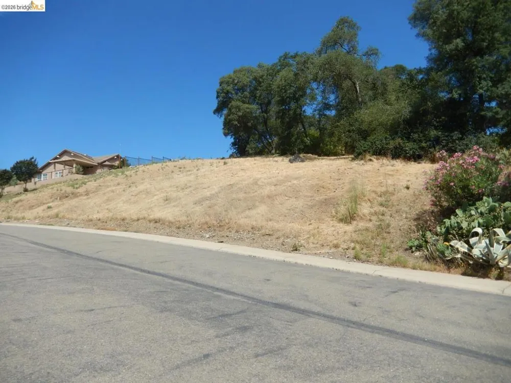512 Crazy Horse CT Cameron Park, CA 95682