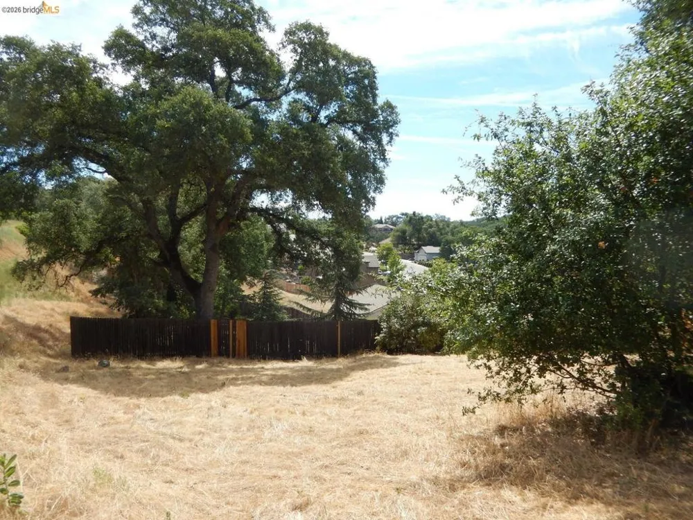 512 Crazy Horse CT Cameron Park, CA 95682