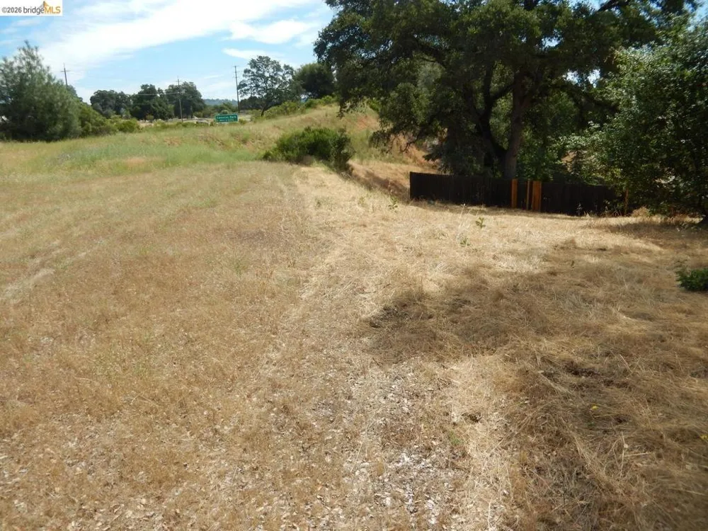 512 Crazy Horse CT Cameron Park, CA 95682