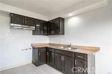 1308 E Oaks Street #C Compton, CA 90221