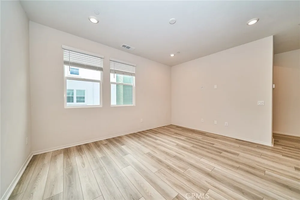 1672 Cayton West Covina, CA 91790