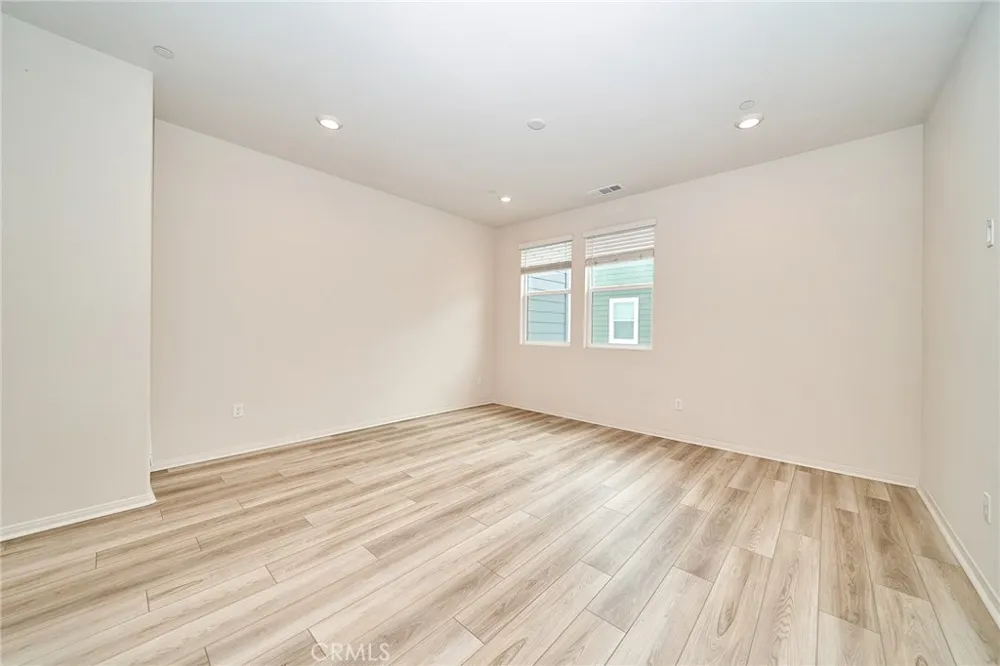 1672 Cayton West Covina, CA 91790