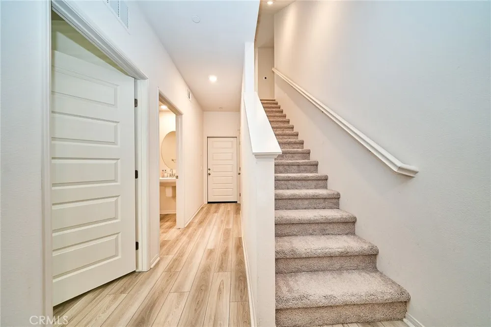 1672 Cayton West Covina, CA 91790