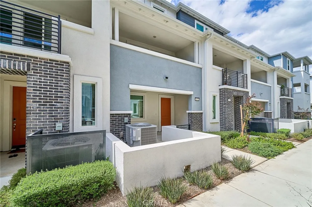 1672 Cayton West Covina, CA 91790
