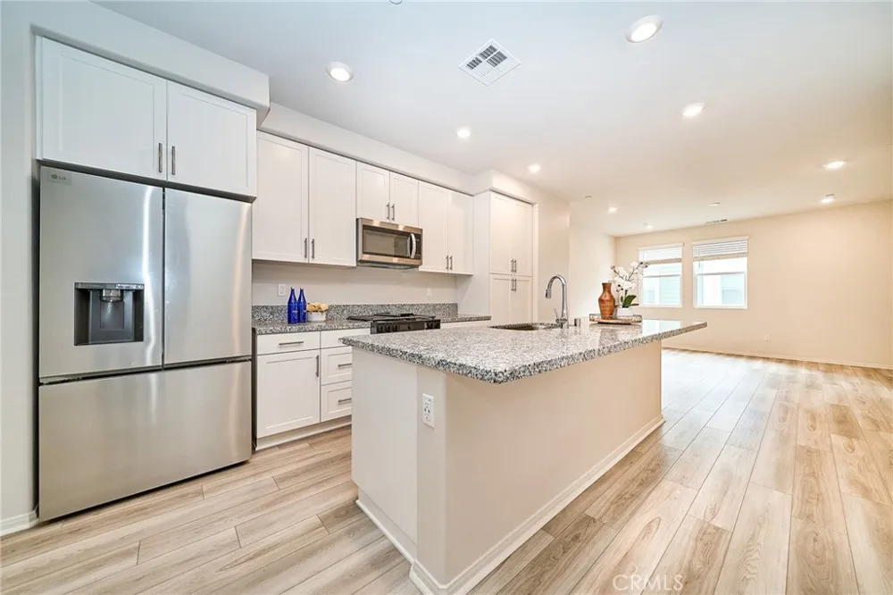 1672 Cayton West Covina, CA 91790