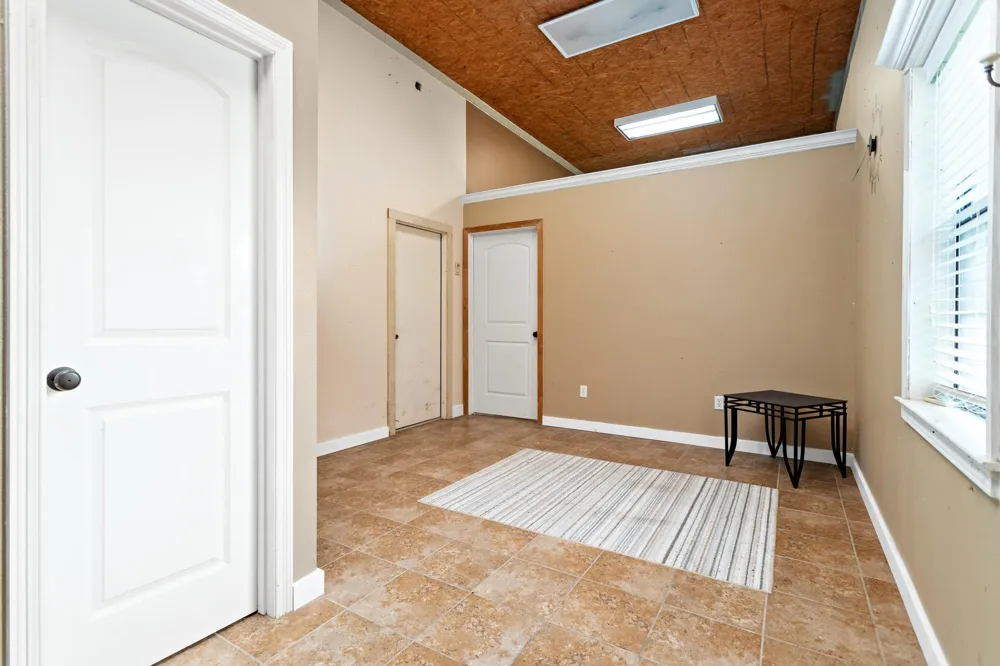 216 Berwick Bridge City, TX 77611