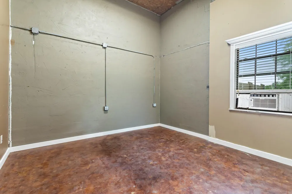 216 Berwick Bridge City, TX 77611