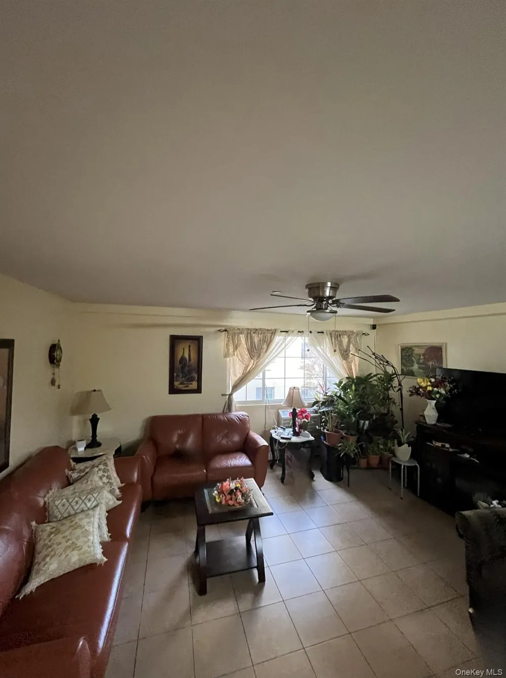 2135 Crotona Avenue #2B Bronx, NY 10457