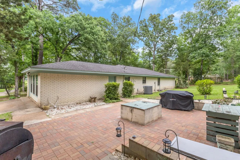 292 Private Road 8264 Woodville, TX 75979