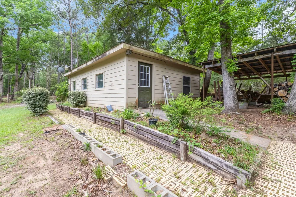 292 Private Road 8264 Woodville, TX 75979