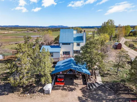 262 Moon Shadow Lane