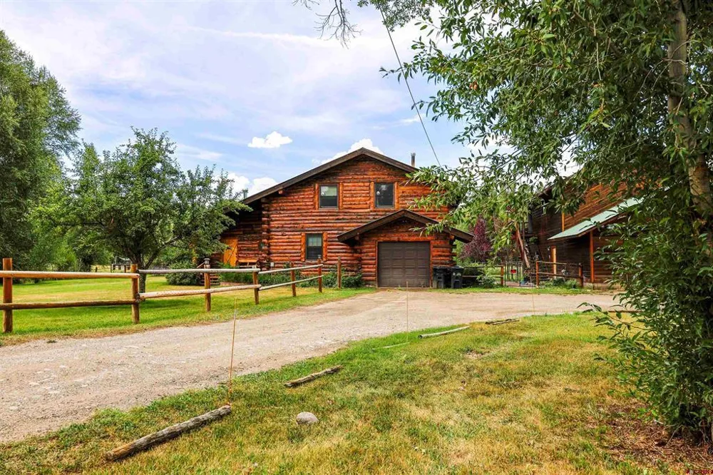 1709 W Tomichi Avenue Gunnison, CO 81230