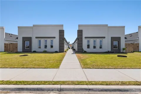 1233 Country Club Drive #1