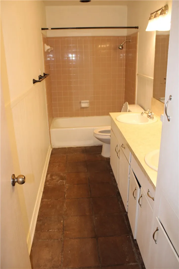 300 S Pasadena Drive Kingsville, TX 78363