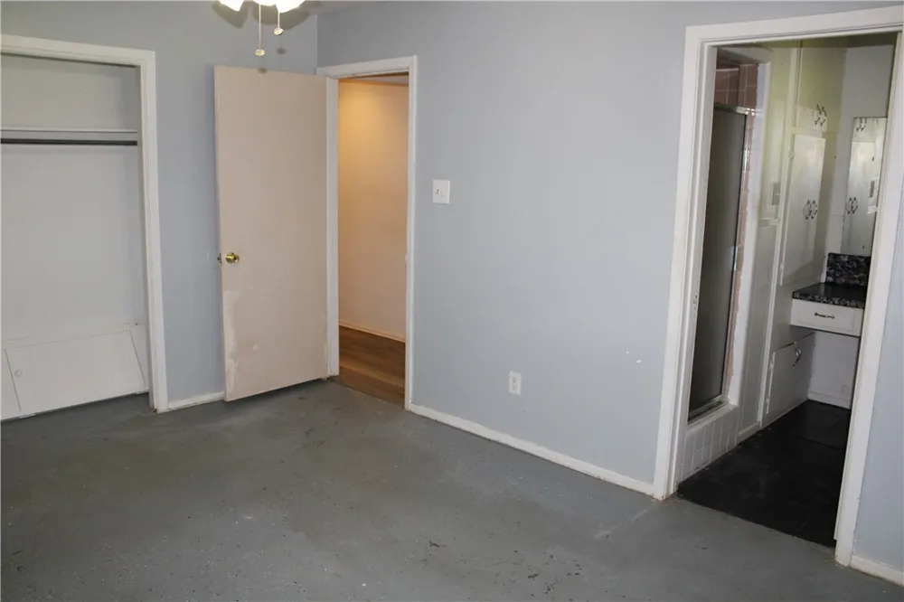 300 S Pasadena Drive Kingsville, TX 78363