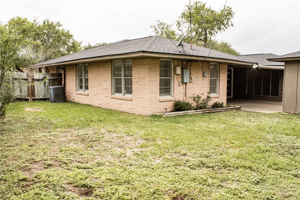 3722 Pope Drive Corpus Christi, TX 78411