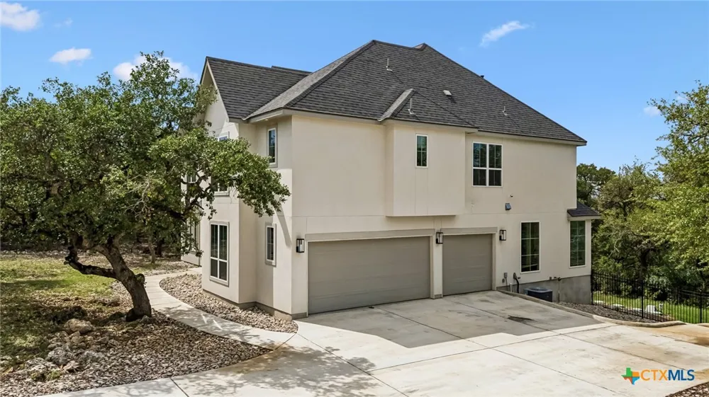 521 Rittimann Road Spring Branch, TX 78070