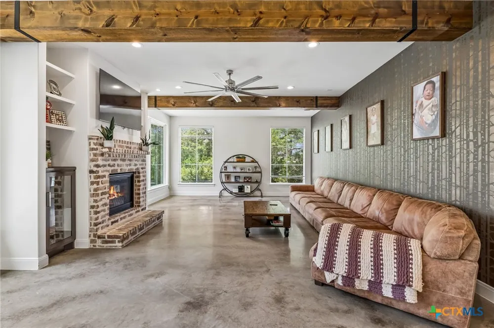 521 Rittimann Road Spring Branch, TX 78070