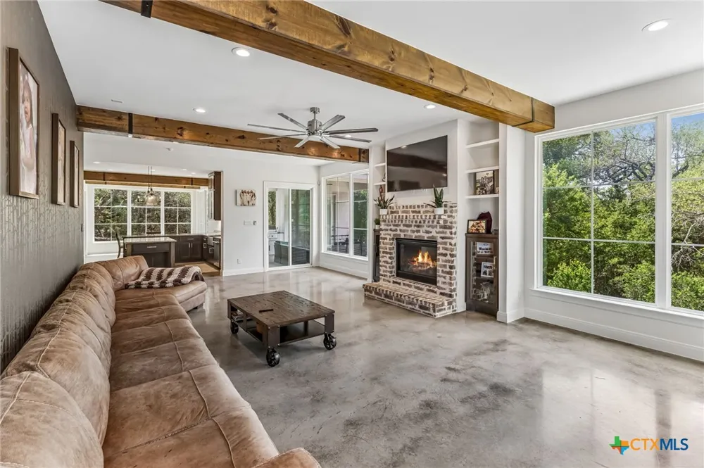 521 Rittimann Road Spring Branch, TX 78070