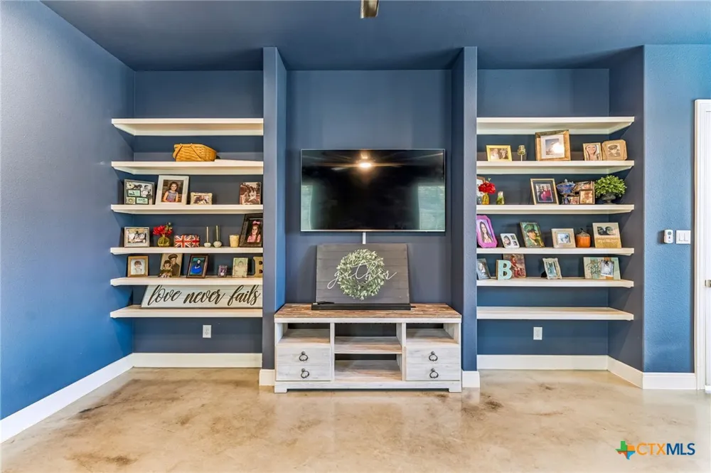 521 Rittimann Road Spring Branch, TX 78070