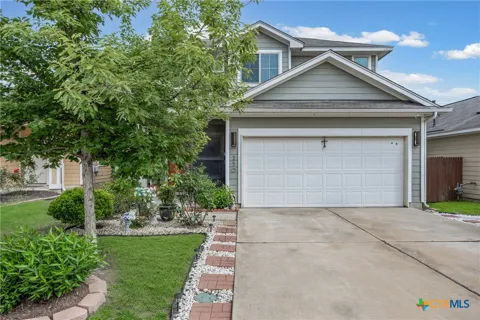 250 Twisted Oaks Lane