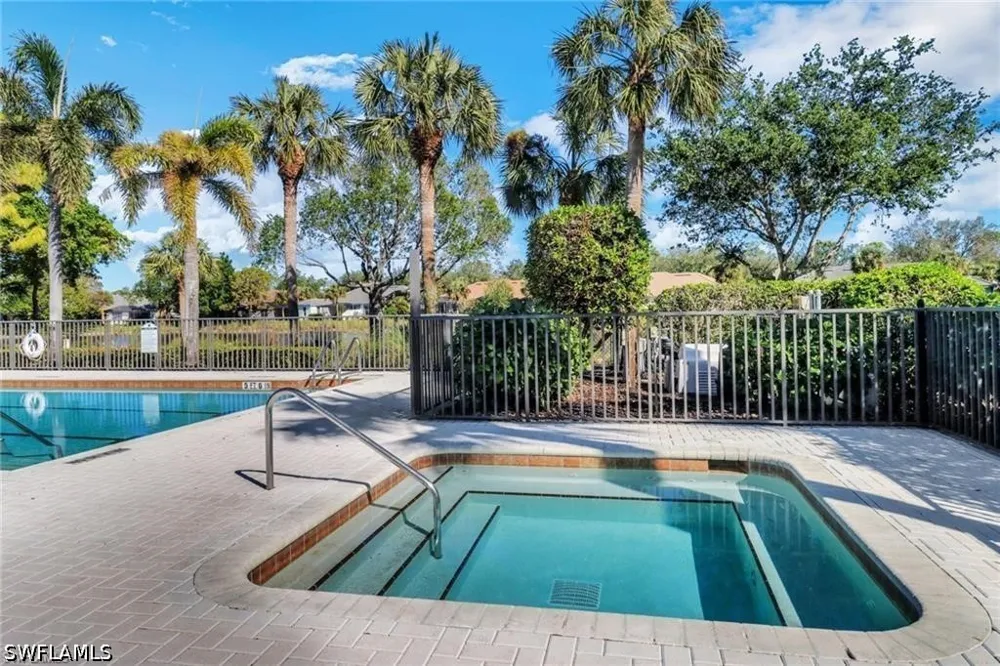 Burnt Sienna Circle Naples, FL 34109