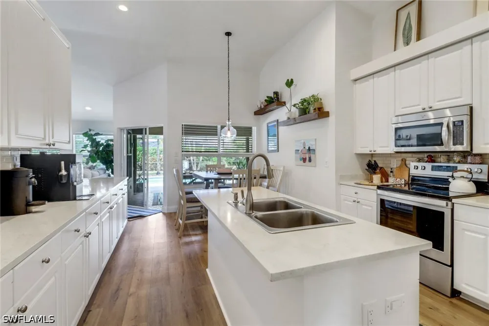 Burnt Sienna Circle Naples, FL 34109