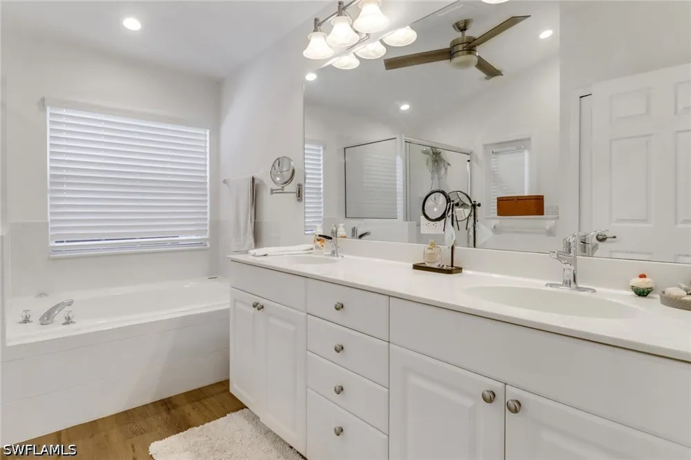 Burnt Sienna Circle Naples, FL 34109