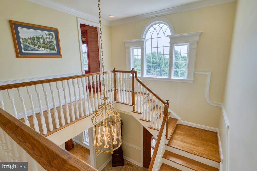 899 EARLE ROAD Charles Town, WV 25414
