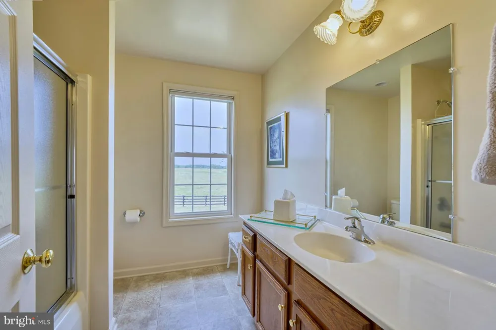 899 EARLE ROAD Charles Town, WV 25414