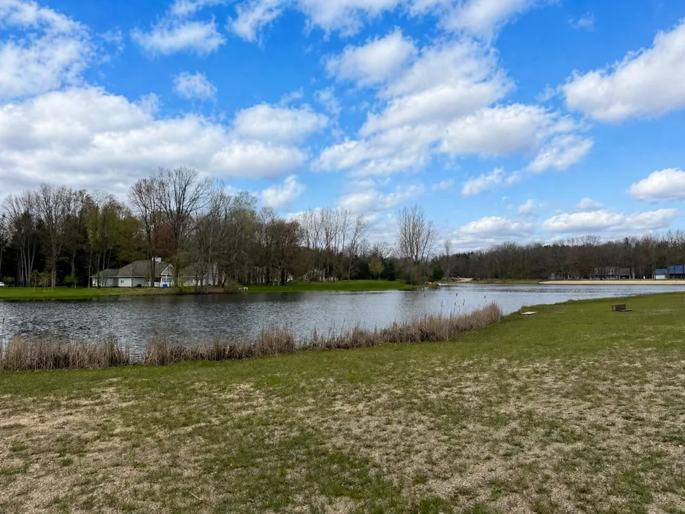 6810 E Clubhouse Drive #142 Canadian Lakes, MI 49346