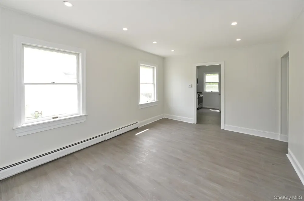 7 Pioneer Avenue Suffern, NY 10901
