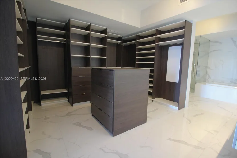 5000 Island Estates Dr #606 Aventura, FL 33160