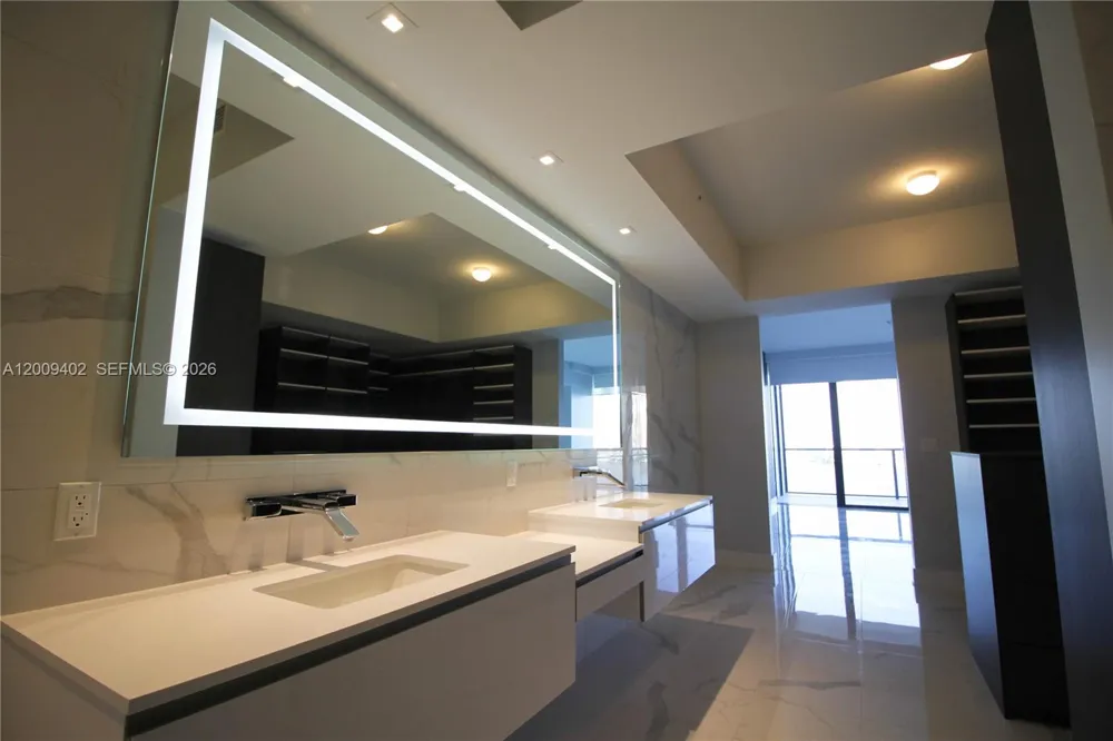 5000 Island Estates Dr #606 Aventura, FL 33160