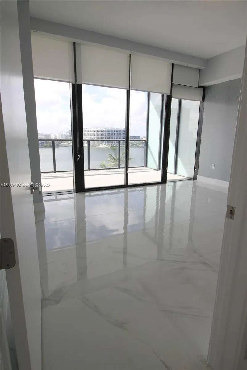 5000 Island Estates Dr #606 Aventura, FL 33160