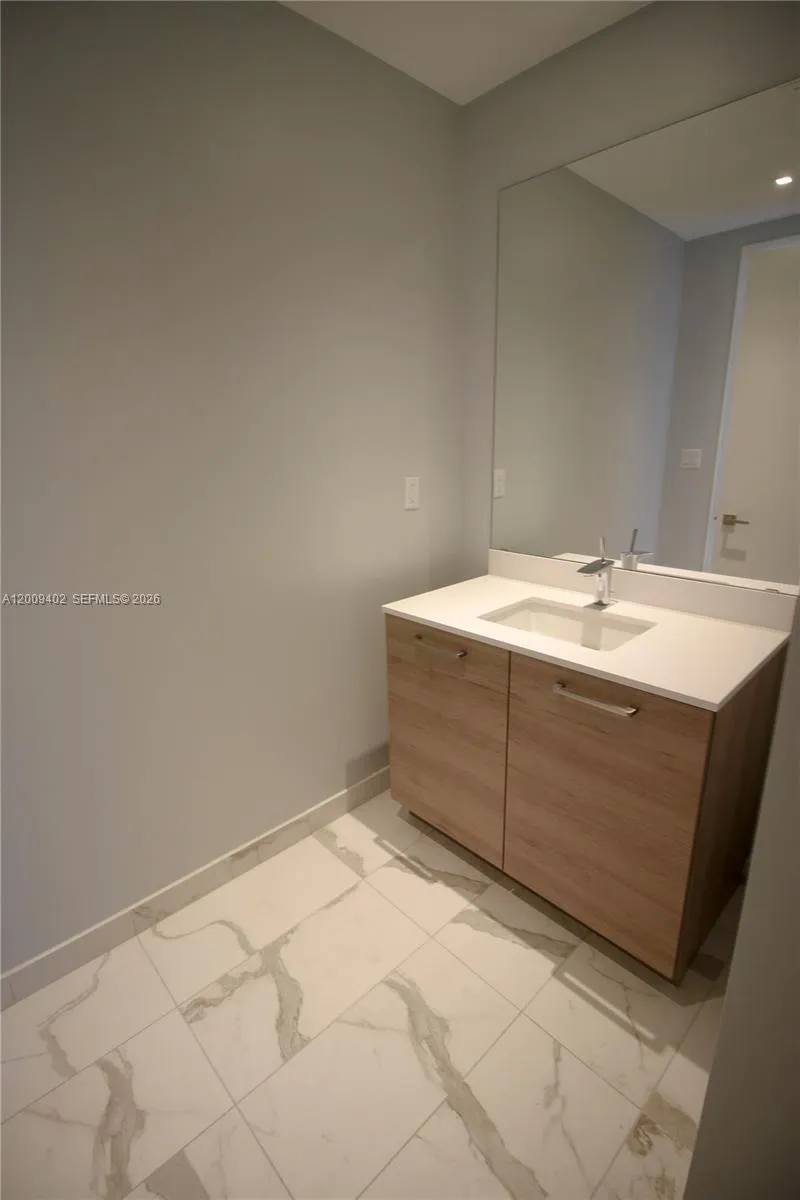 5000 Island Estates Dr #606 Aventura, FL 33160
