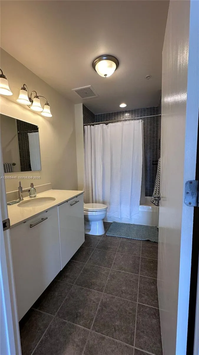 3470 E Coast Ave #H1503 Miami, FL 33137