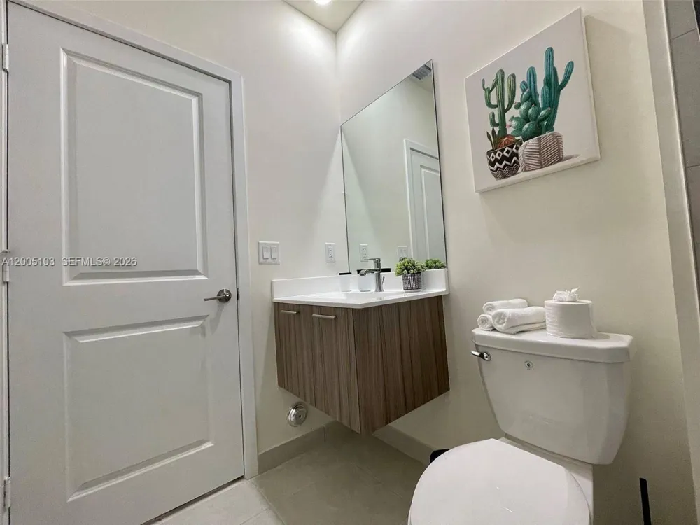 10300 NW 66TH AV #101 Doral, FL 33178