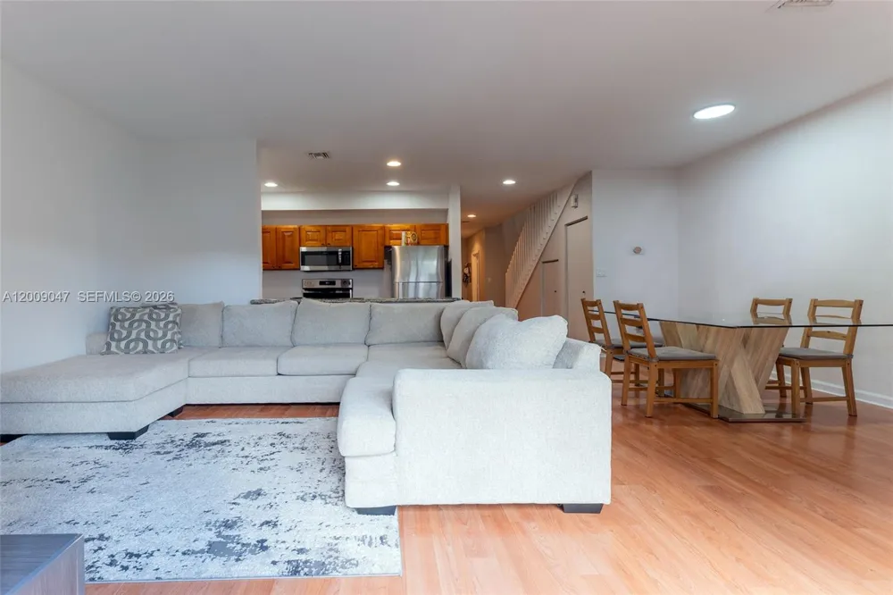 59 SE 3rd Ave #59 Hallandale Beach, FL 33009