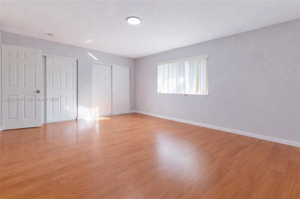 59 SE 3rd Ave #59 Hallandale Beach, FL 33009
