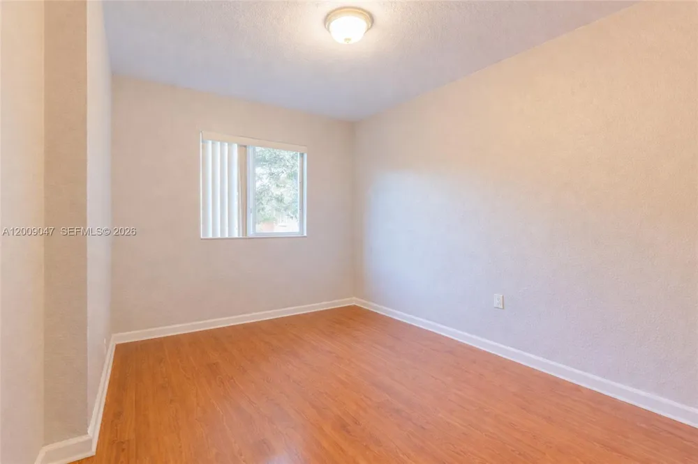 59 SE 3rd Ave #59 Hallandale Beach, FL 33009