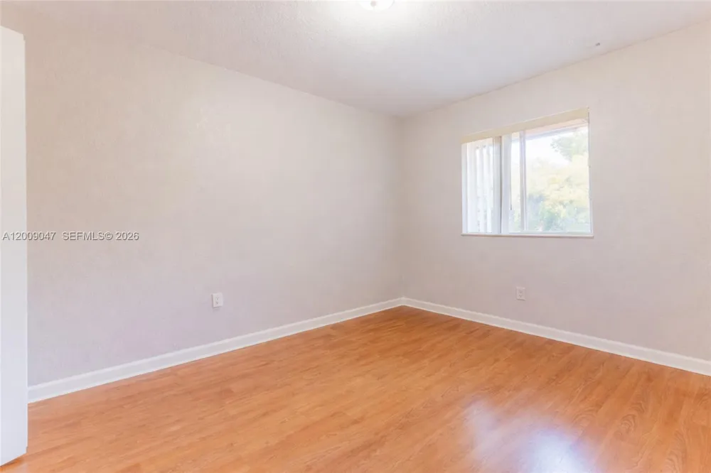 59 SE 3rd Ave #59 Hallandale Beach, FL 33009