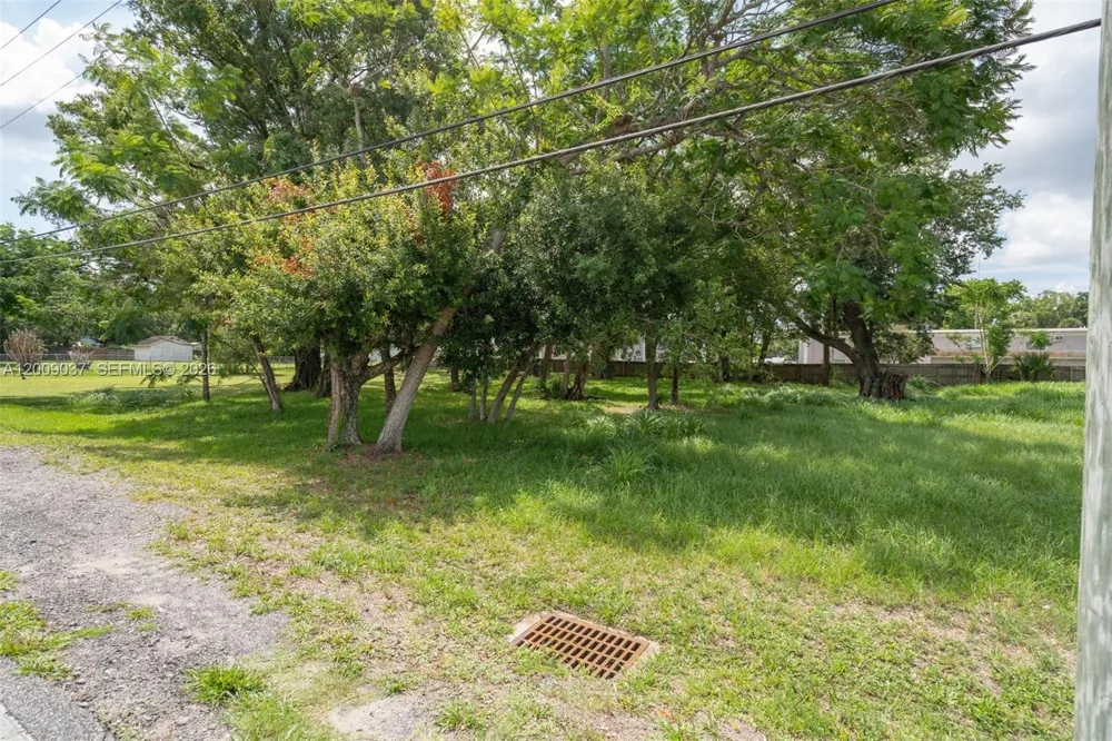 5574 Old Cheney Highway Orlando, FL 32807