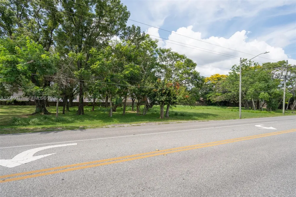 5574 Old Cheney Highway Orlando, FL 32807