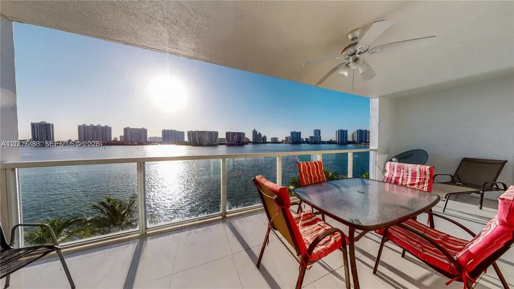 18100 Bay Rd #504 Sunny Isles Beach, FL 33160