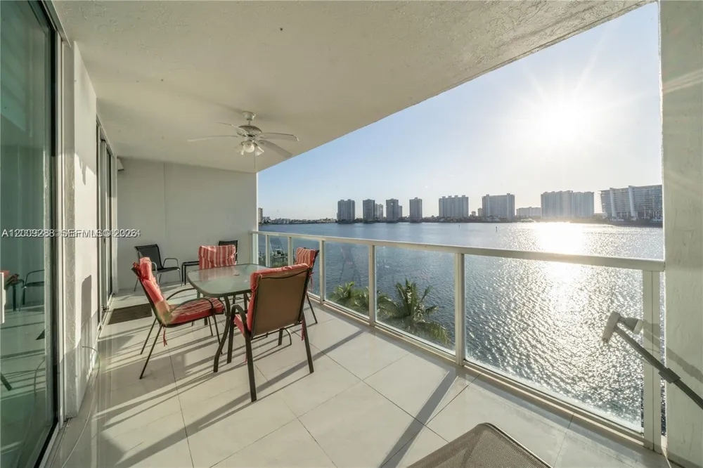18100 Bay Rd #504 Sunny Isles Beach, FL 33160