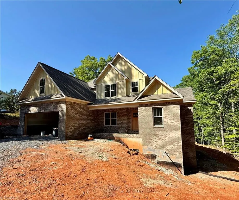 1050 E Chamberlin Drive Asheboro, NC 27205