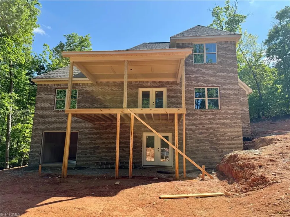 1050 E Chamberlin Drive Asheboro, NC 27205