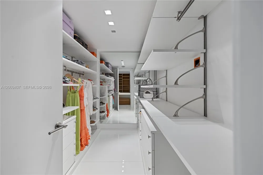 10155 Collins Ave #1210 Bal Harbour, FL 33154